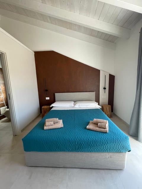 Villa Est Bed and Breakfast in San Teodoro