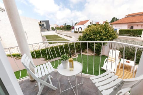 Property building, Garden, View (from property/room), Balcony/Terrace