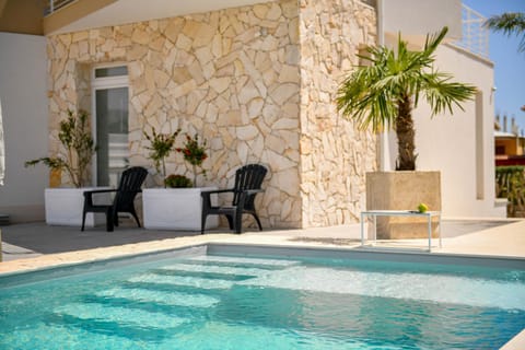 Patio, Pool view, Swimming pool