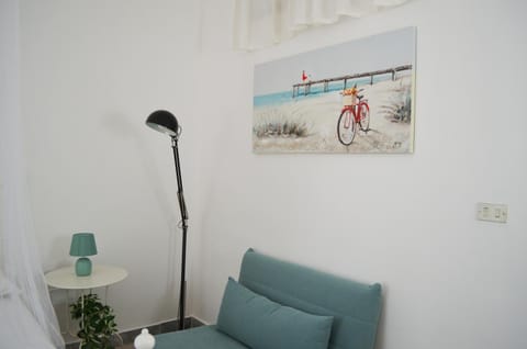 Bed, Decorative detail, Bedroom, air conditioner