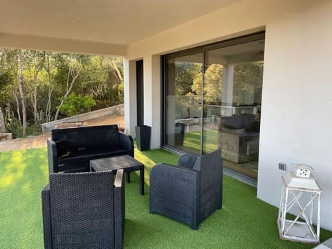 T2 très bien équipé vue mer et au calme Apartment in Ajaccio