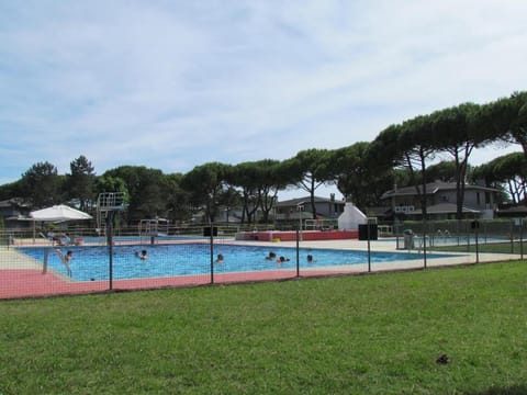 Natural landscape, Pool view, Swimming pool, Swimming pool