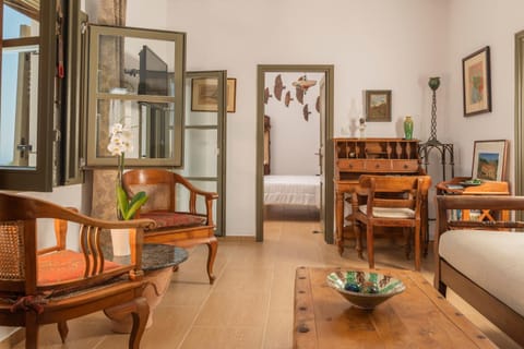 Anthos Caldera Suites Apartment in Thera