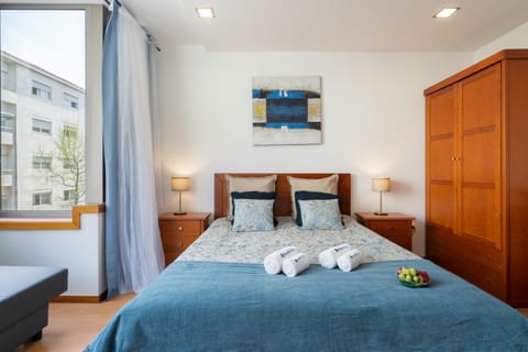Bed, Bedroom, wardrobe