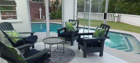 Garden, View (from property/room), Balcony/Terrace, Living room, Seating area, Garden view, Pool view, Swimming pool, sunbed