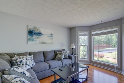 Tennessee Vacation Rental with Balcony! House in Tennessee