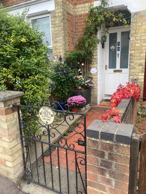 Arts&BichonsB&B Bed and Breakfast in Oxford