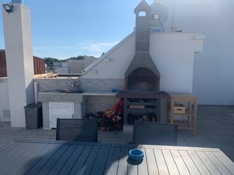 BBQ facilities, Balcony/Terrace