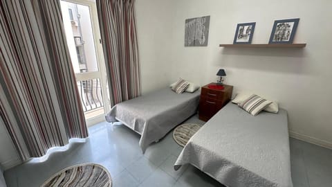 Malta Crown guesthouse Bed and Breakfast in Saint Julians