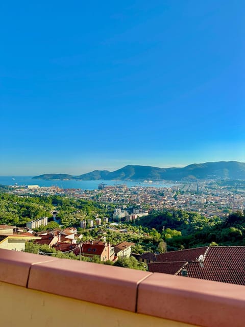La Spezia Vezzano 5 terre - Il Ciliegio Apartment in La Spezia