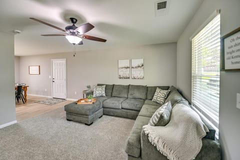 Serene Dry Ridge Vacation Rental with Nearby Fishing House in Williamstown