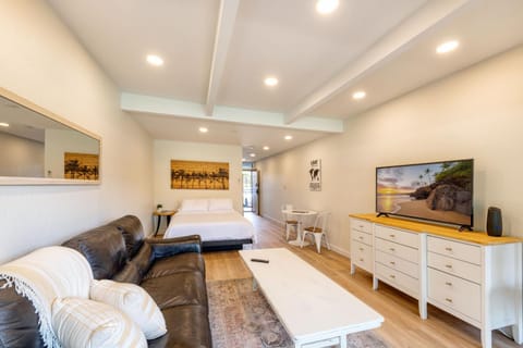 TV and multimedia, Living room, Photo of the whole room