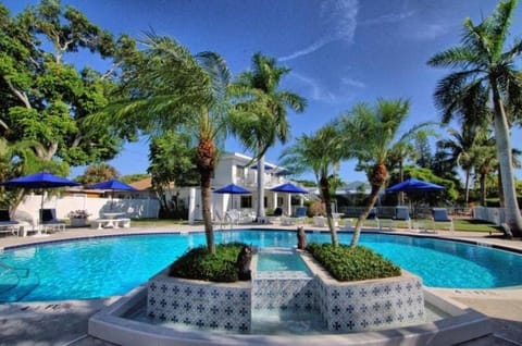 Gulfside Resort Unit 4 Apartment hotel in Saint Pete Beach