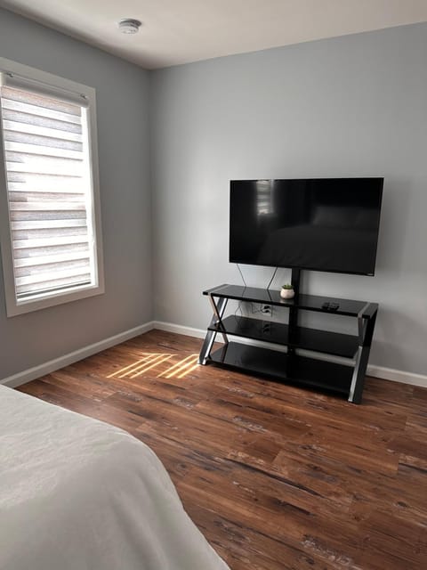 TV and multimedia, Bedroom