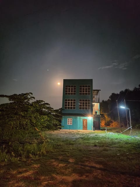 Property building, Night