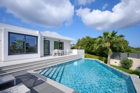 Patio, Day, View (from property/room), Balcony/Terrace, Pool view, Swimming pool