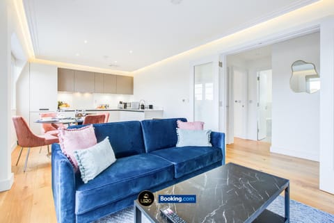 Living room, Dining area, kitchen, kitchen