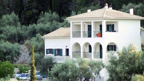 Property building, Natural landscape, Garden view