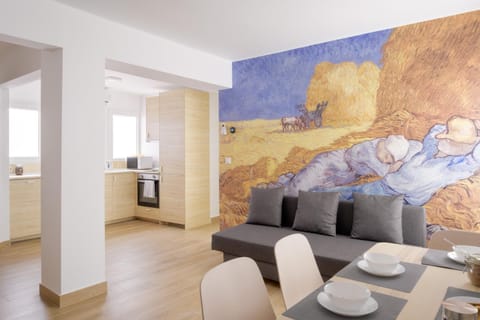Living room, Seating area, Dining area