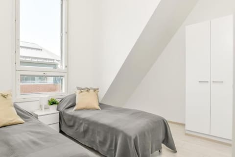 Kotimaailma - Kaunis saunallinen kattohuoneisto 10lle, Espoon keskustassa Apartment in Uusimaa