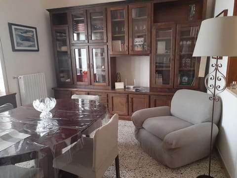 Kitchen or kitchenette, kitchen