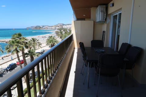 Balcony/Terrace, Balcony/Terrace, Beach, Sea view