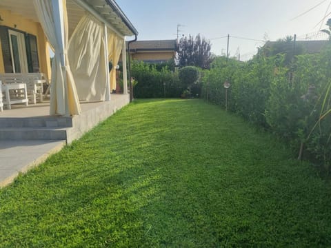 Garden, Garden view