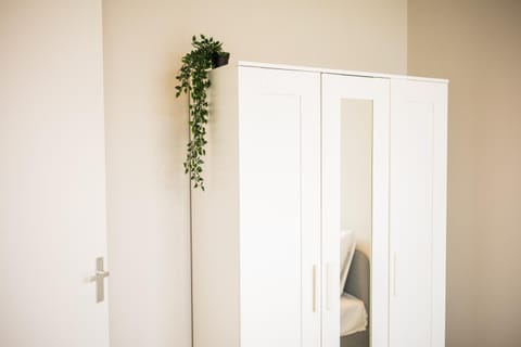 Alphabet Apartments -2e Pijnackerstraat 13 Apartment in Rotterdam