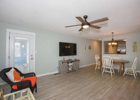 Sea Oats B106 by ALBVR - Pet Friendly - Great renovation and tons of space in this condo - Outdoor Pools, Pier, and Dedicated Beach Access House in West Beach