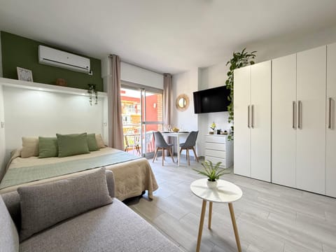 TV and multimedia, Living room, wardrobe, air conditioner