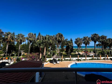 Pool view, Sea view, Sea view, Swimming pool
