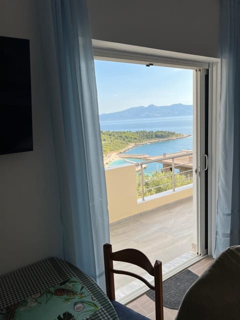View (from property/room), Balcony/Terrace, Bedroom, Sea view