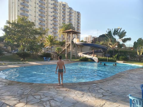 Property building, Day, Swimming pool