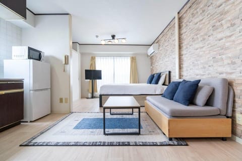 Bed, Living room