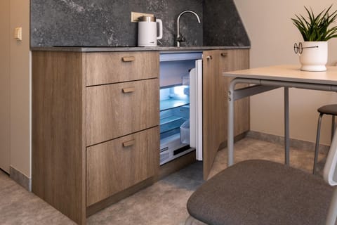 Coffee/tea facilities, Kitchen or kitchenette