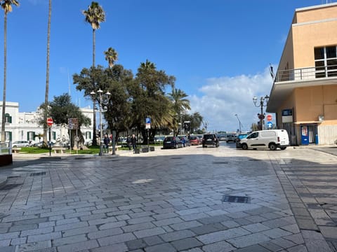 Neighbourhood