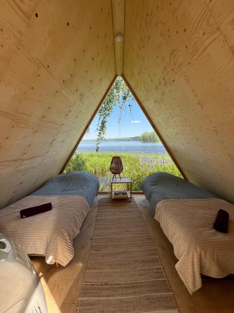 Triangeli -glampingmökki Campground/ 
RV Resort in Finland