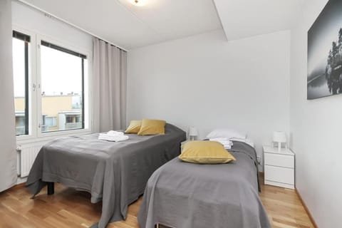 Kotimaailma - Iso ja valoisa kaksio, Espoon Keskustassa Apartment in Uusimaa