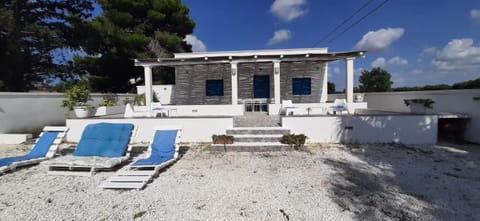 Property building, Patio, Day, View (from property/room), Balcony/Terrace, sunbed