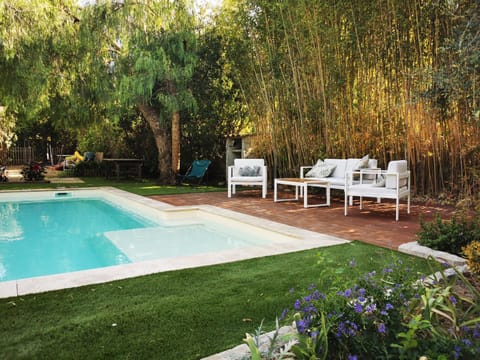Garden, Swimming pool, Swimming pool