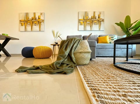 Luxury Stop w/ BoHo Design & Sea View in Marina Apartment in Dubai