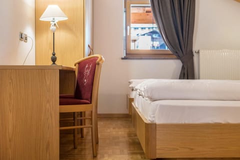 Villa Lory 5 Apartment in Canazei