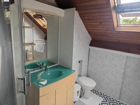 KL1-Bel Appart ds pavillon calme Apartment in Gagny