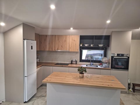 Apartment Hara, luxury lakeside suite with exquisite view Apartment in Federation of Bosnia and Herzegovina