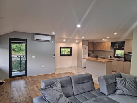 Apartment Hara, luxury lakeside suite with exquisite view Apartment in Federation of Bosnia and Herzegovina