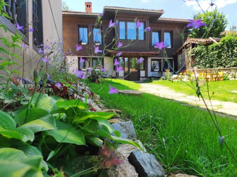 Property building, Garden view