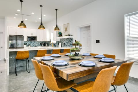 South Padre Island Retreat Private Pool! House in South Padre Island