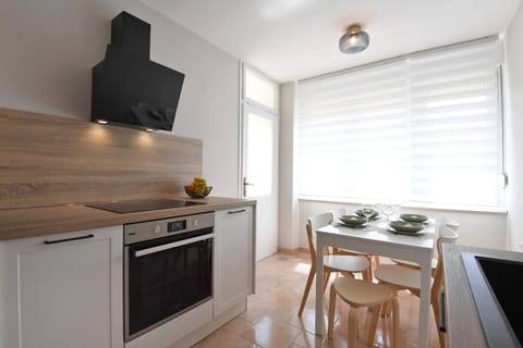 Apartment Ton, Zadar Old Town Apartment in Zadar