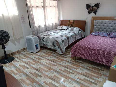 Photo of the whole room, Bedroom, air conditioner