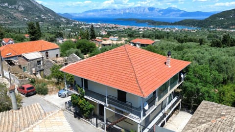 Property building, Summer, View (from property/room), City view, Garden view, Landmark view, Sea view, Sea view, Street view, Location, Quiet street view, Inner courtyard view